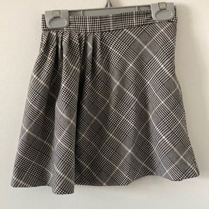 Zara Plaid Pleated Skirt